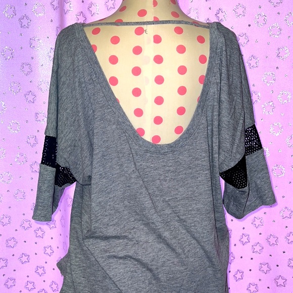 VS PINK Mesh V-Neck Tee - Picture 2 of 5
